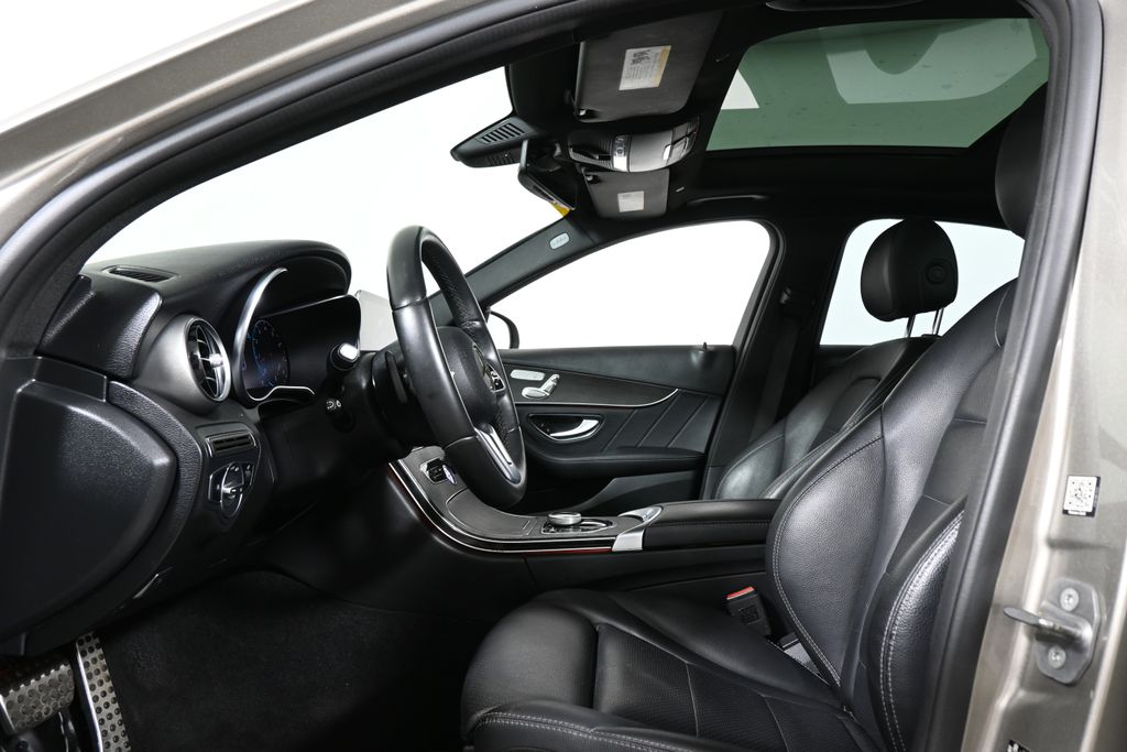 Thumbnail: 2020 Mercedes-Benz C-Class - 3