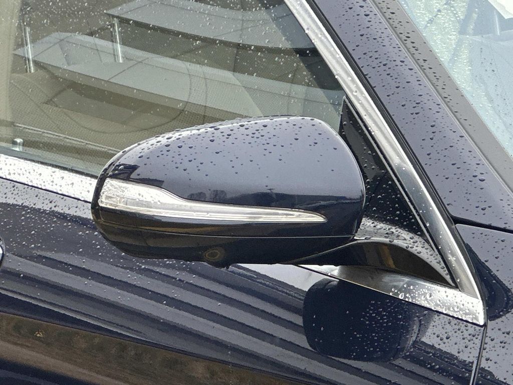 Thumbnail: 2016 Mercedes-Benz S-Class - 6