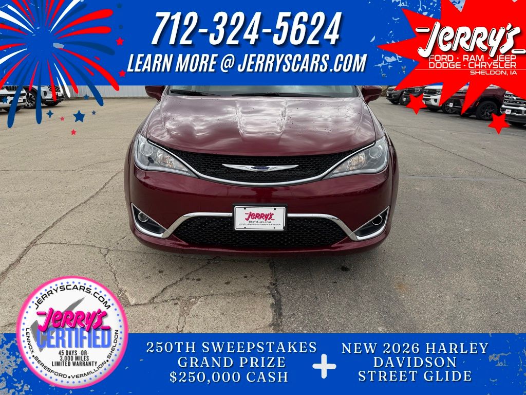 Velvet Red Pearlcoat 2020 Chrysler Pacifica Touring L FWD Minivan Front-Wheel Drive 9-Speed Automatic