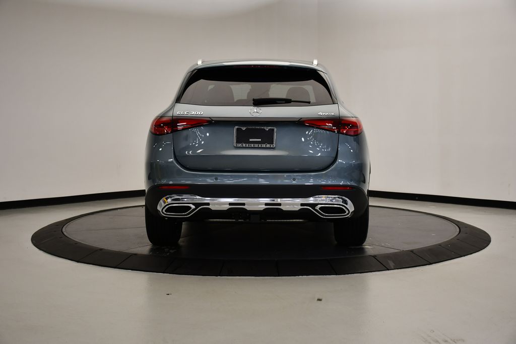 Thumbnail: 2025 Mercedes-Benz GLC - 4