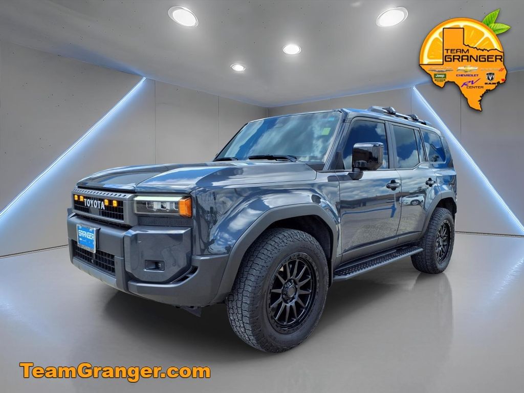 View vehicle photo 3
