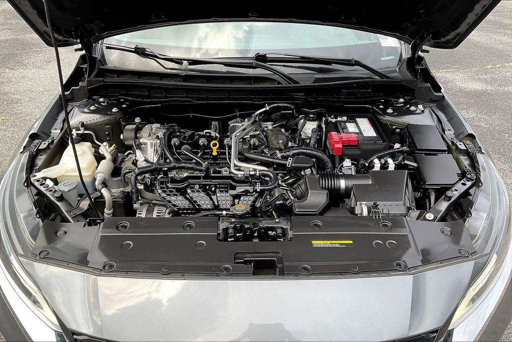 Used 2024 Nissan Altima Sedan