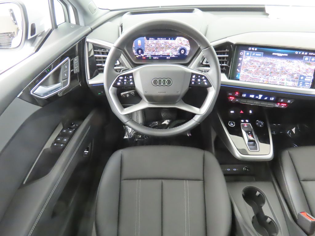 Thumbnail: 2025 Audi Q4 e-tron - 13