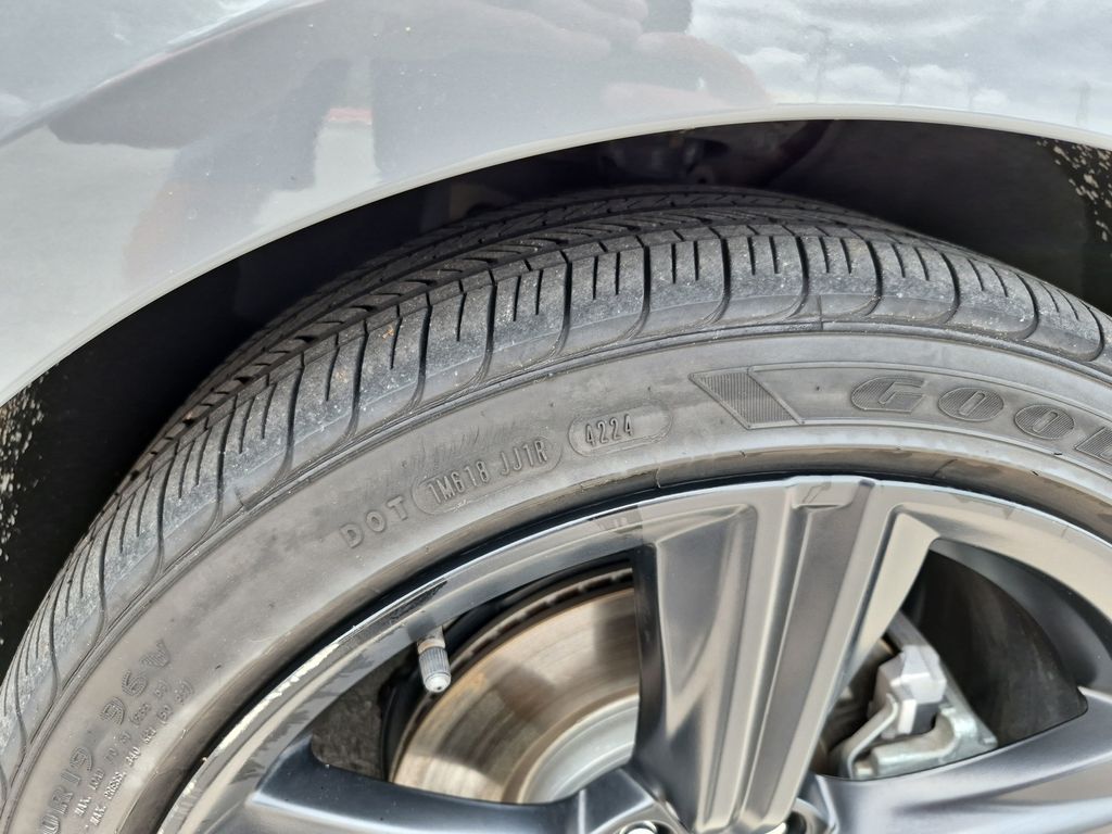 Used 2025 Gray Honda Sport-L image 15