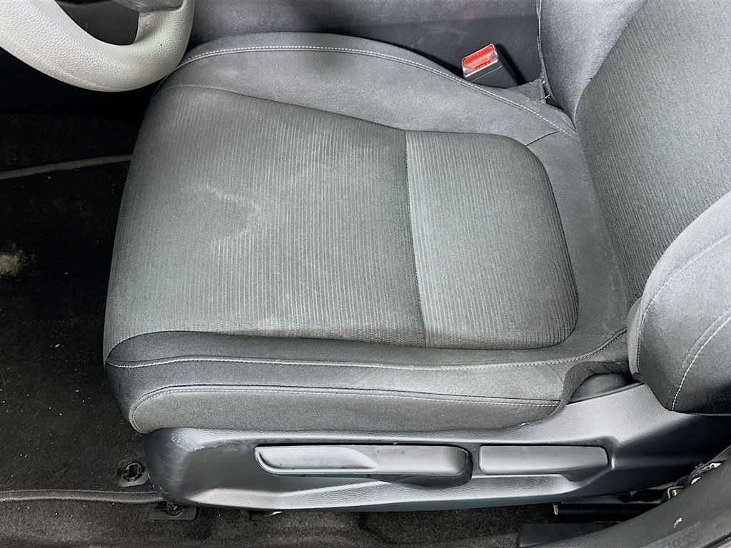2021 Honda Insight EX 19