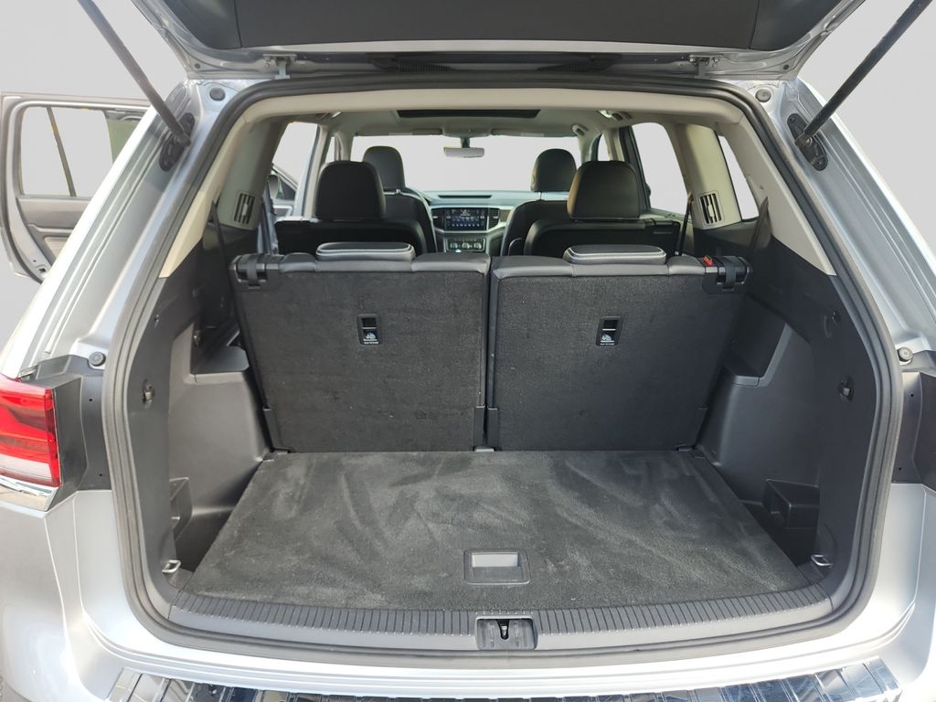 2022 Volkswagen Atlas 3.6L V6 SE w/Technology Silver at Subaru and VW of Moon Township