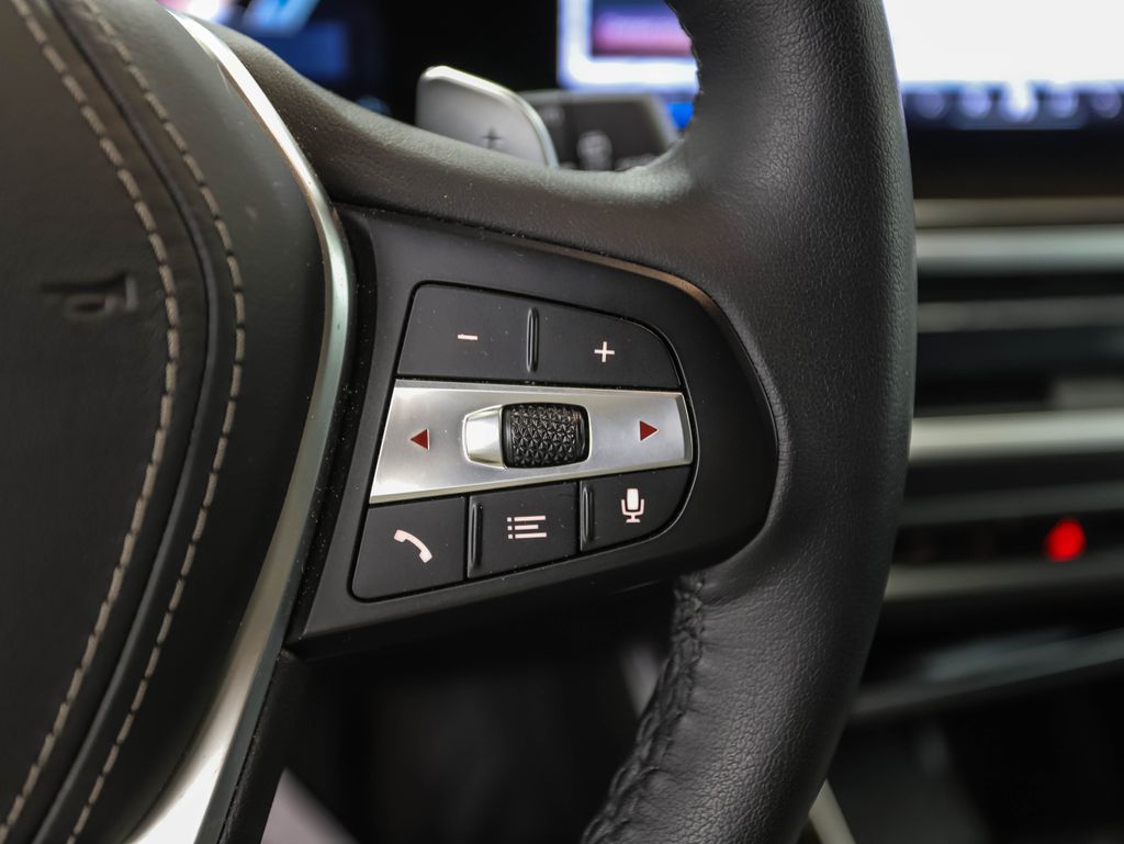 Thumbnail: 2024 BMW X5 - 13