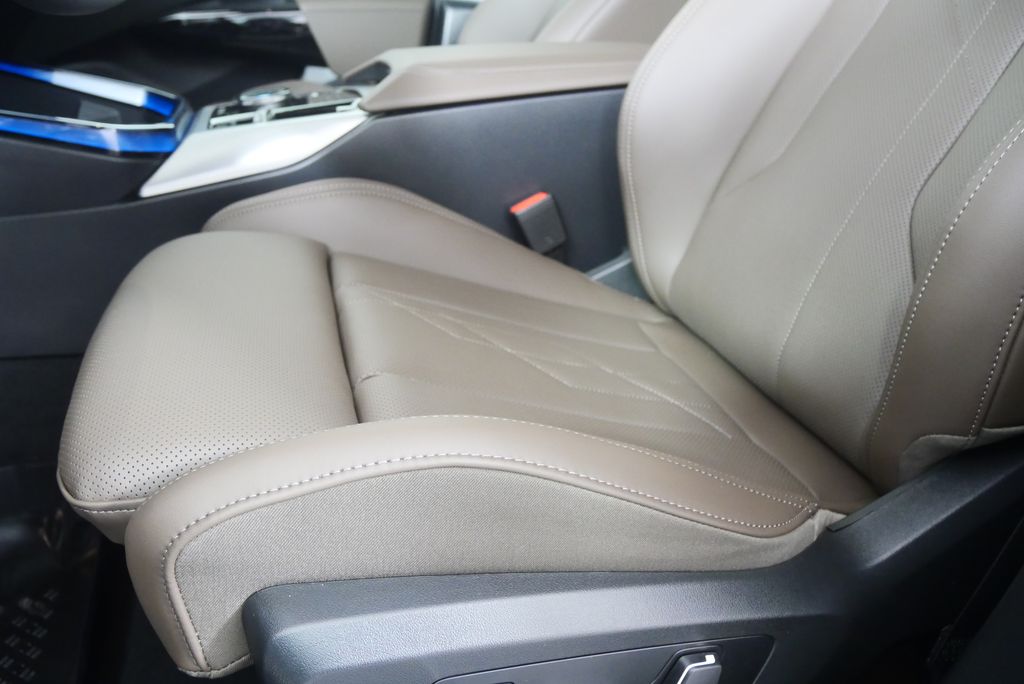 Thumbnail: 2026 BMW X3 - 9