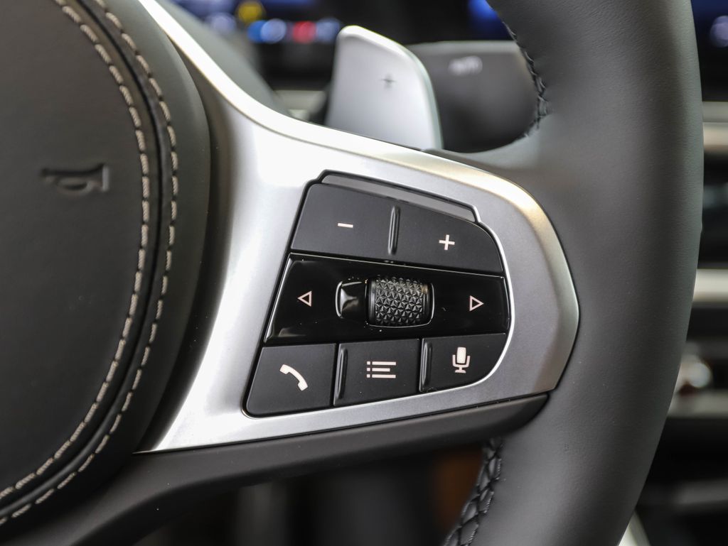 Thumbnail: 2026 BMW X6 - 14