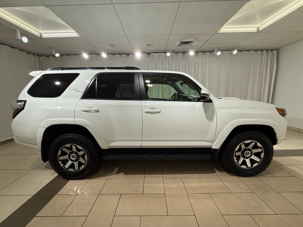 Thumbnail: 2024 Toyota 4Runner - 6