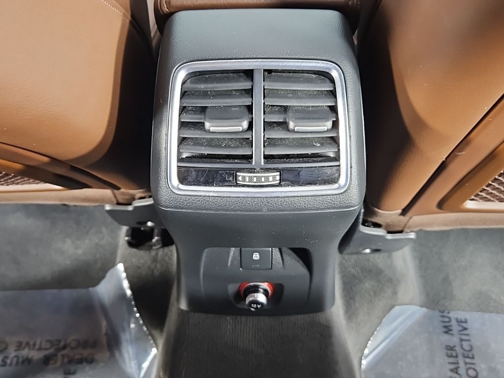 Thumbnail: 2016 Audi Q3 - 24