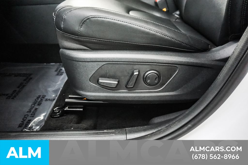 Used 2026 White Kia EX image 27