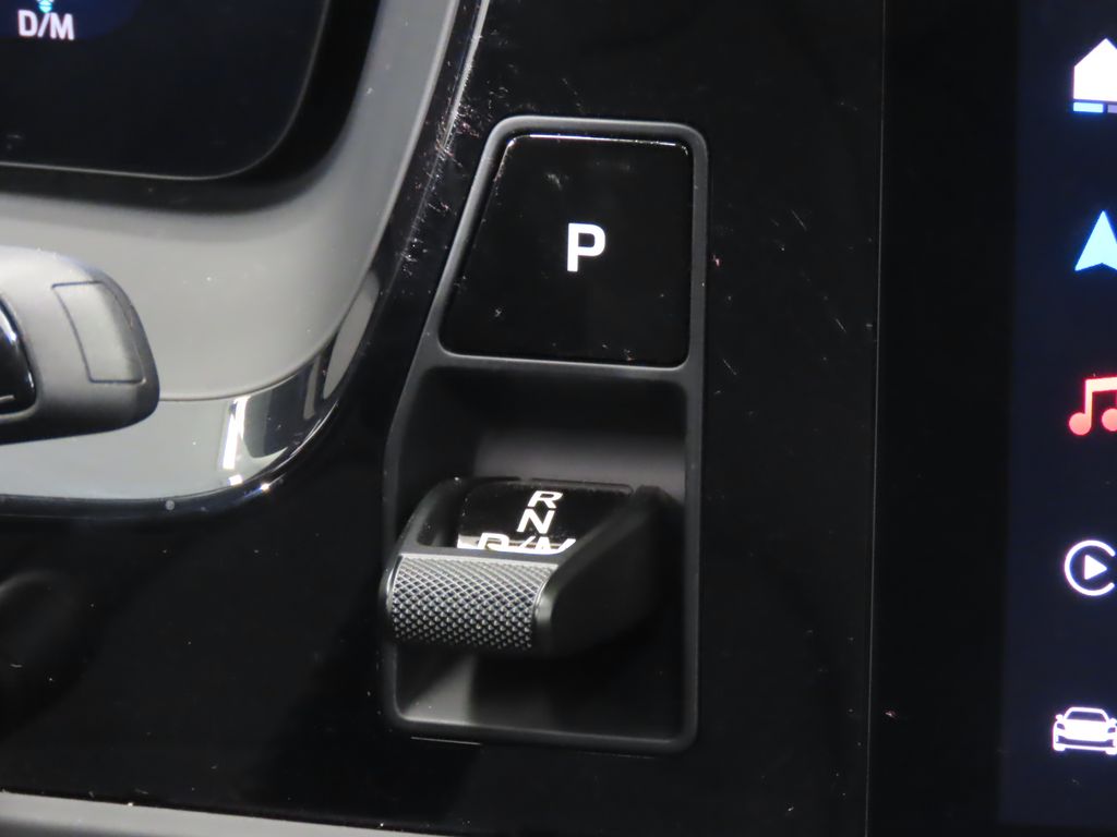 Thumbnail: 2025 Porsche Panamera - 24