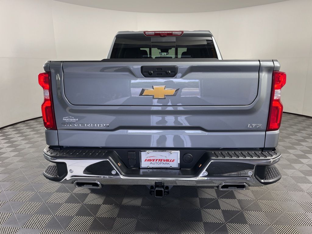 2024 Chevrolet Silverado 1500 LTZ 10