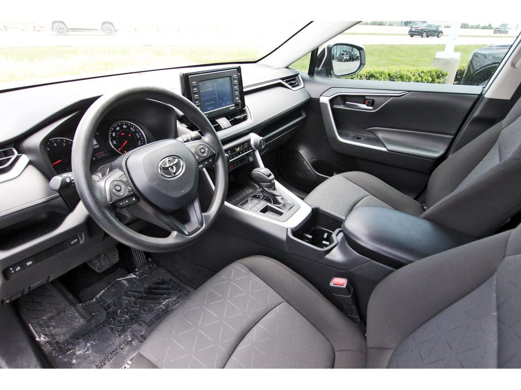 2022 Toyota RAV4 XLE White at Emmons Autoplex