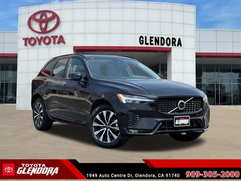 Onyx Black Metallic 2025 Volvo XC60 B5 Plus Dark Theme AWD SUV / Crossover All-Wheel Drive Automatic