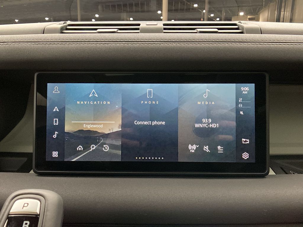 Thumbnail: 2023 Land Rover Defender - 11