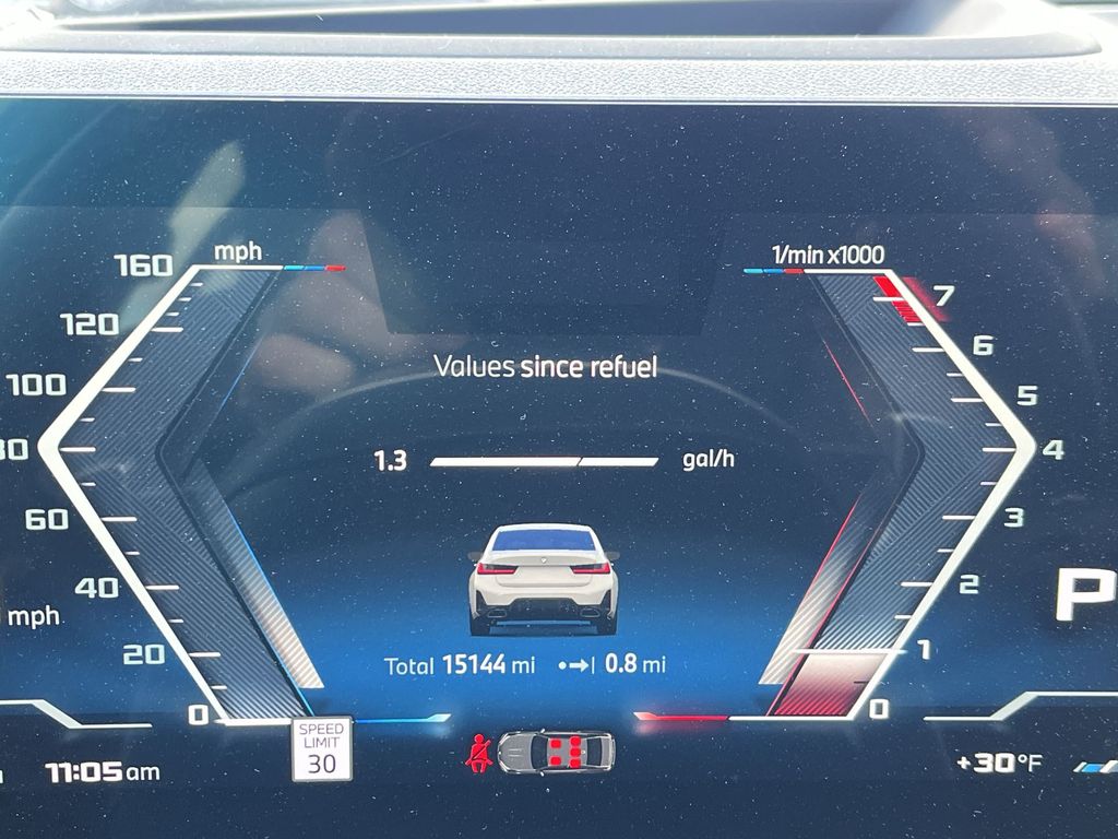 Thumbnail: 2025 BMW 3 Series - 13