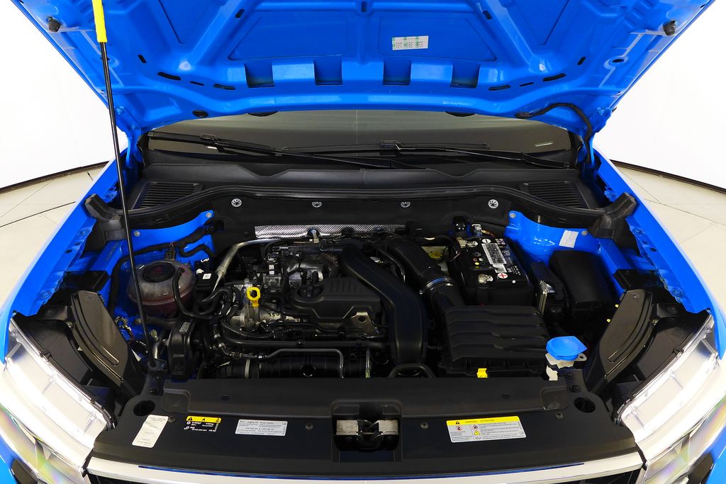 Thumbnail: 2022 Volkswagen Taos - 6