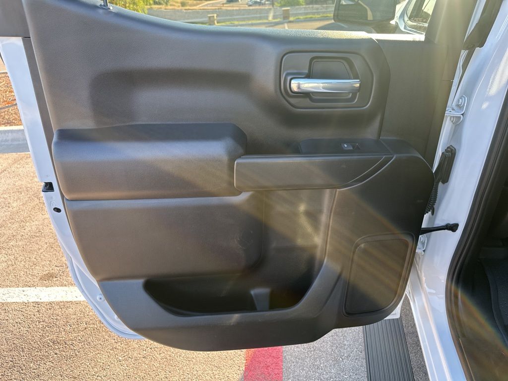 Used Car 2022 Chevrolet Silverado 1500  Custom For Sale Under $35,000 In Austin, Texas