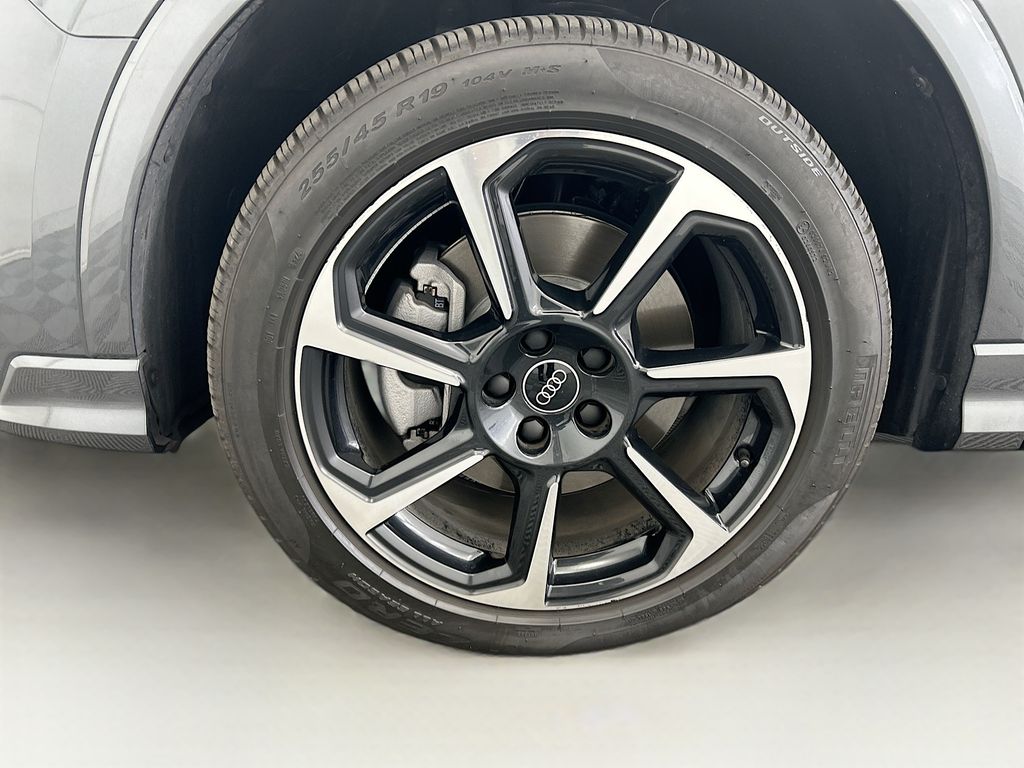 Thumbnail: 2025 Audi Q3 - 28