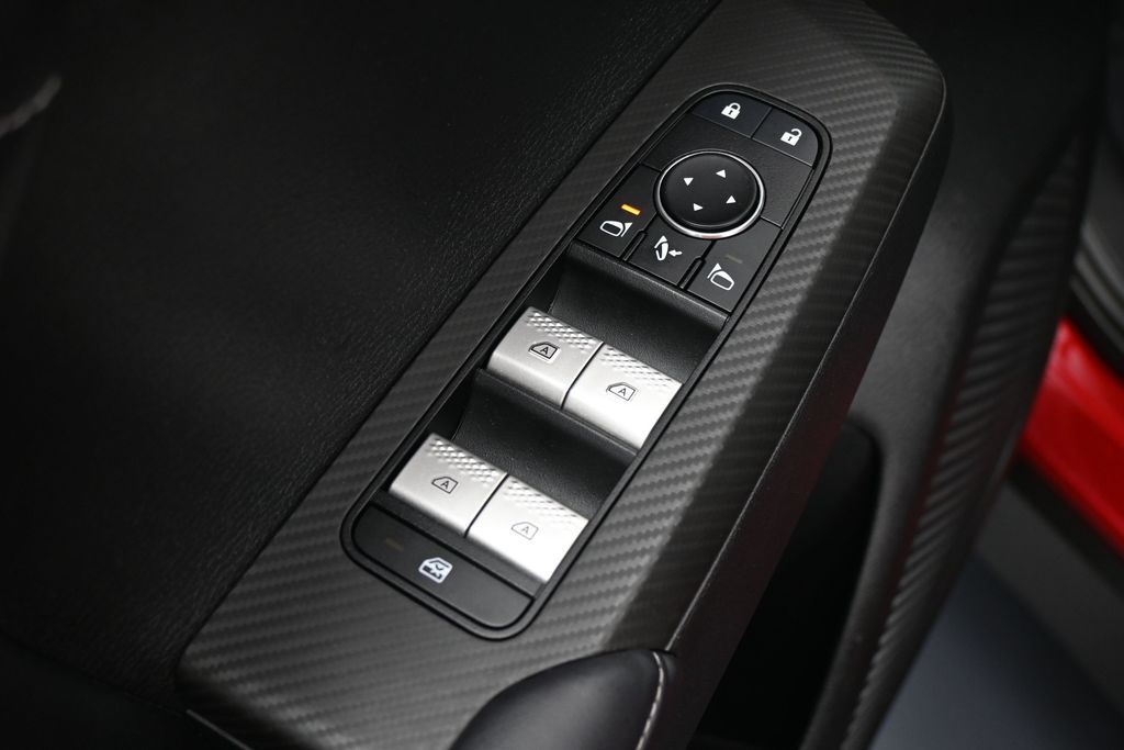 Used 2024 Red Mitsubishi SE Black Edition image 14