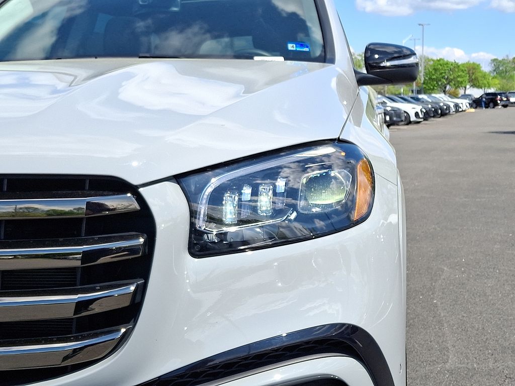 Thumbnail: 2024 Mercedes-Benz GLS - 9