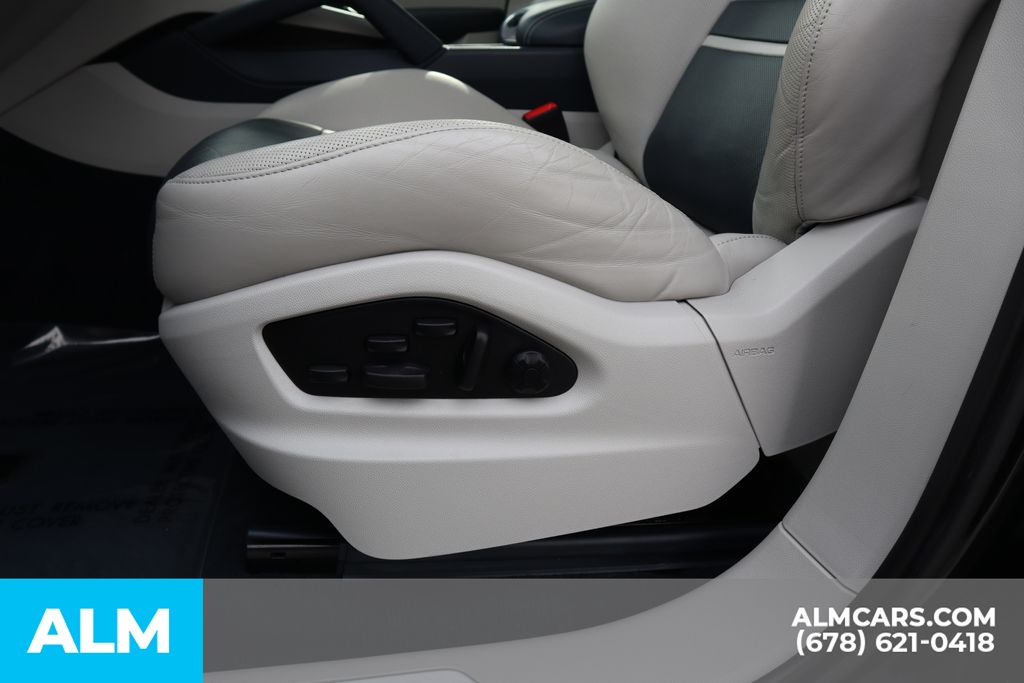 Used 2023 Blue Porsche S Platinum Edition image 15