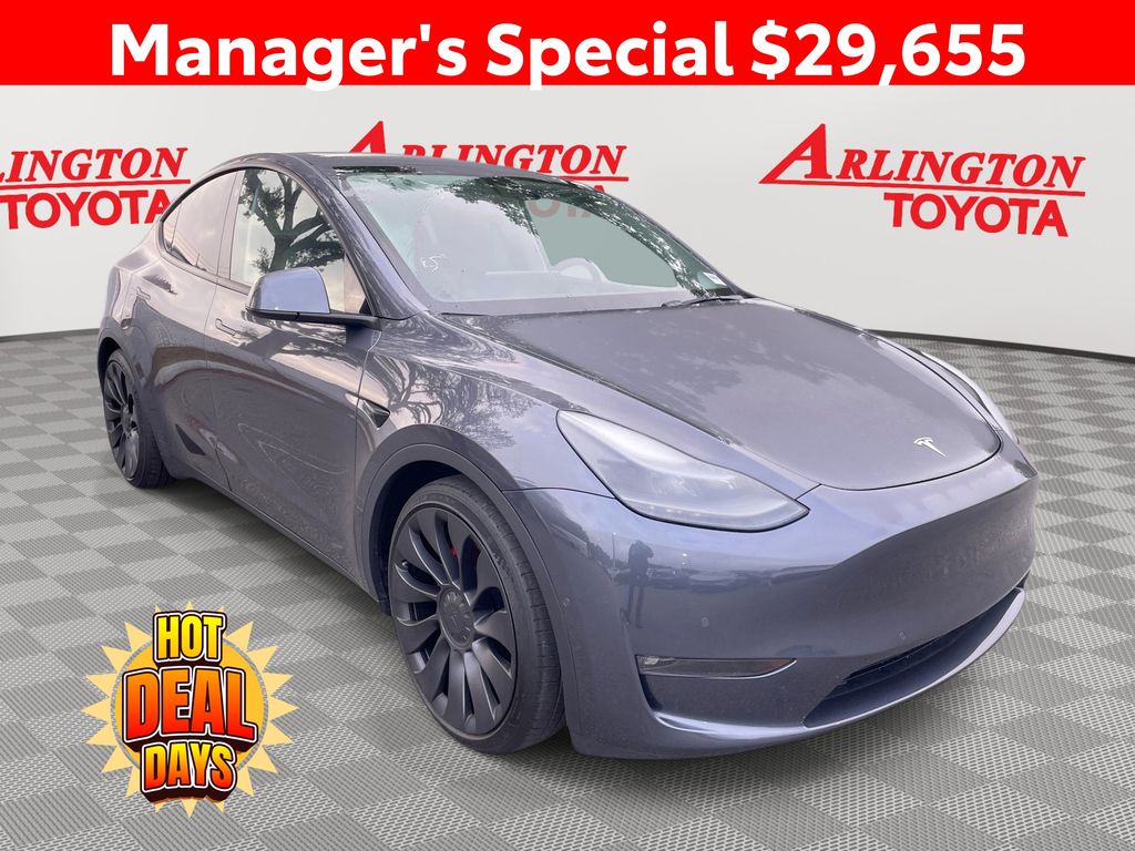 2022 Tesla Model Y Performance Dual Motor All-Wheel Drive's photo