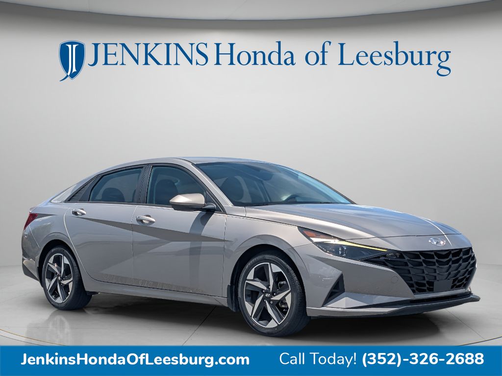2023 Hyundai Elantra SEL FWD