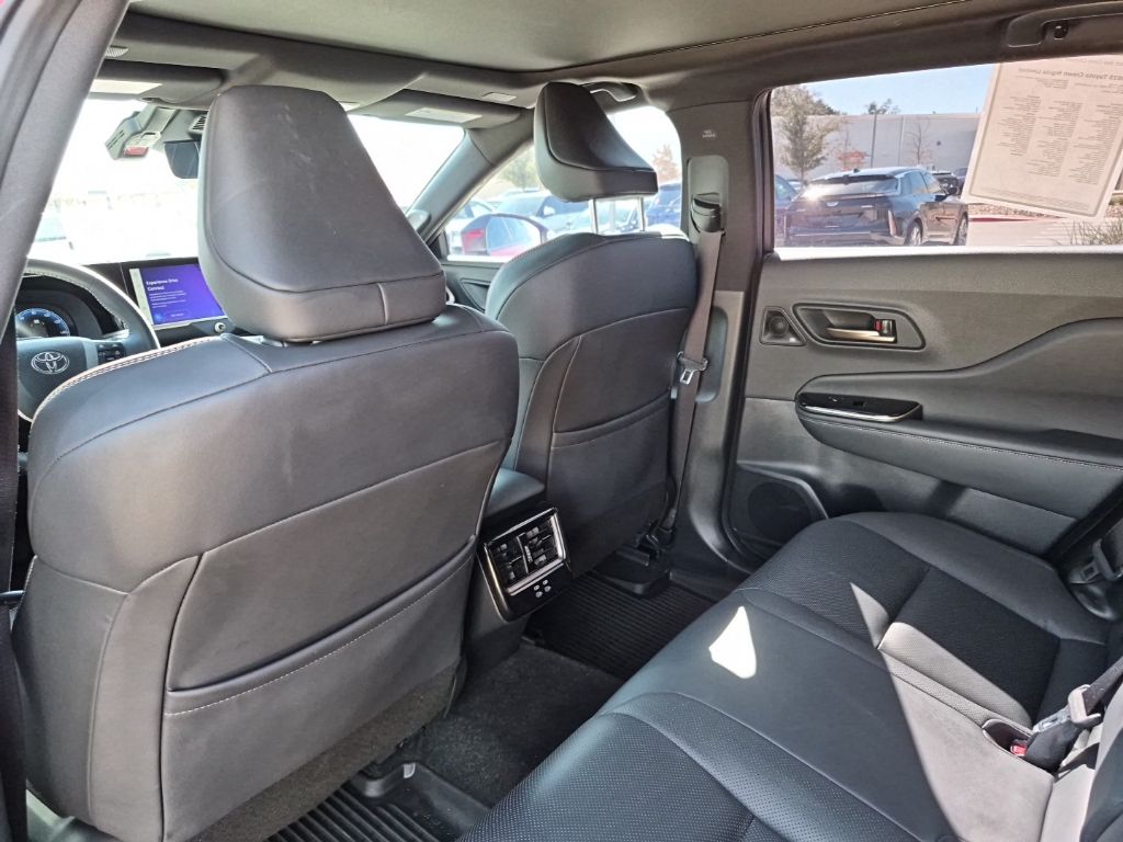 Used Car 2025 Toyota Crown Signia  Limited For Sale Under $50,000 In Austin, Texas