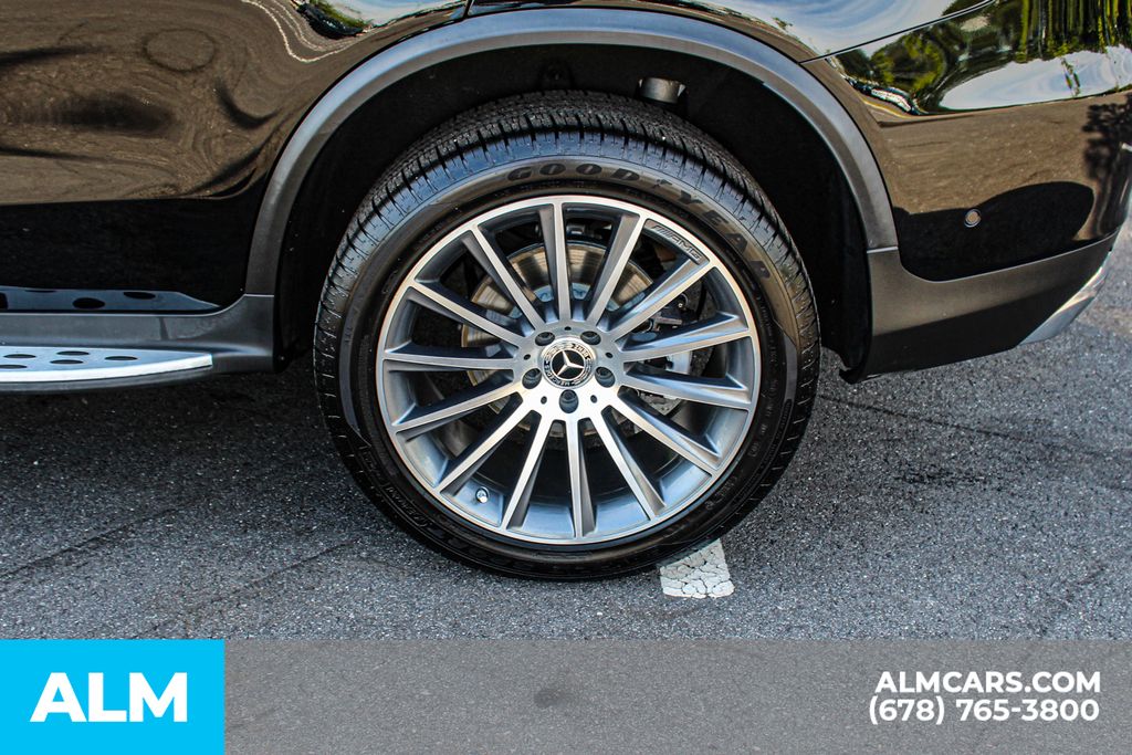 Used 2021 Black Mercedes-Benz GLC 300 Coupe image 16