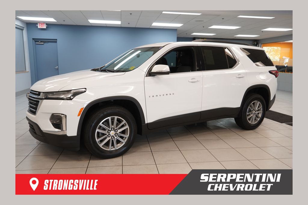 Summit White 2023 Chevrolet Traverse SUV / Crossover Front-Wheel Drive 9-Speed Automatic