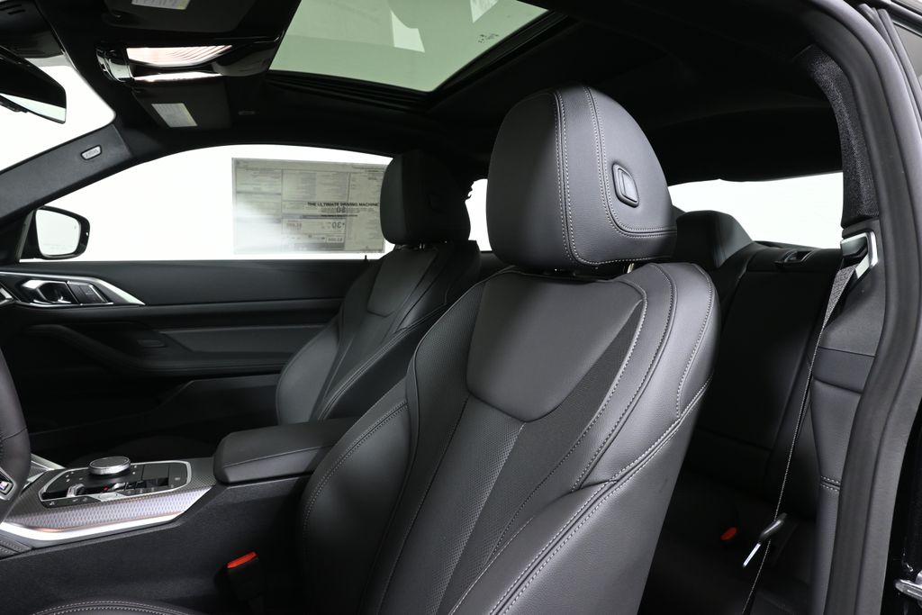 Thumbnail: 2027 BMW 4 Series - 16