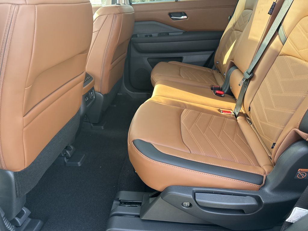 2025 Obsidian Green Pearl Nissan Pathfinder Platinum 4X4 SUV