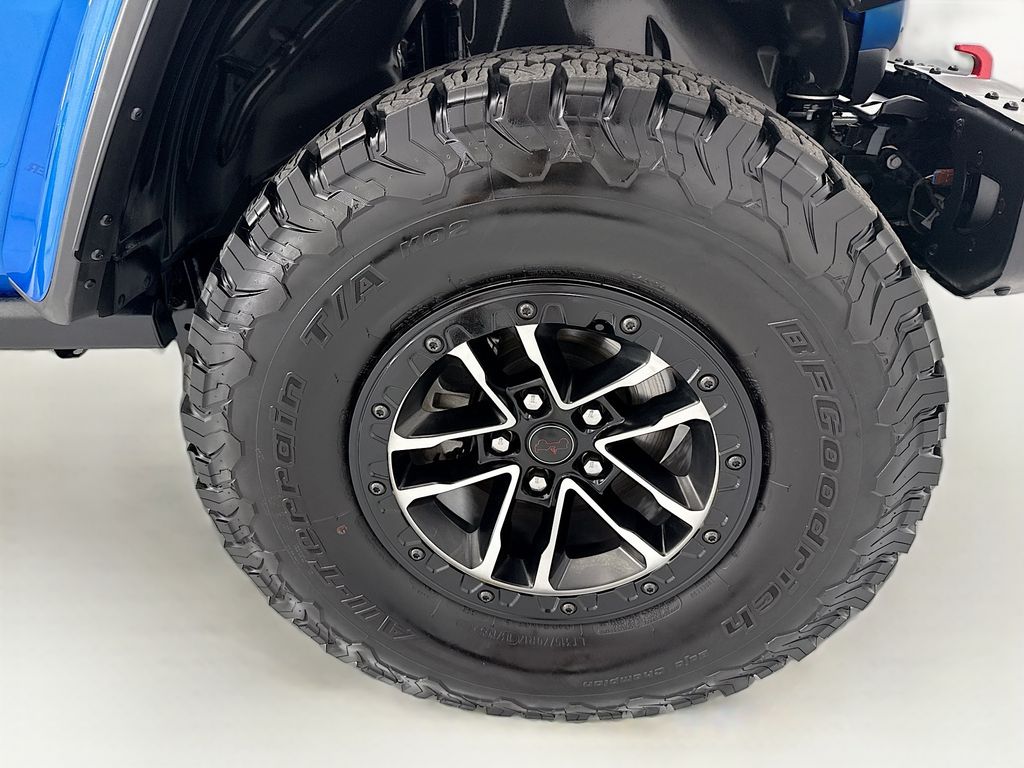 Thumbnail: 2024 Jeep Wrangler - 31