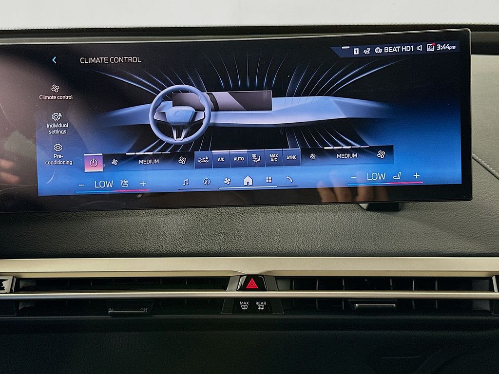 Thumbnail: 2026 BMW iX - 14