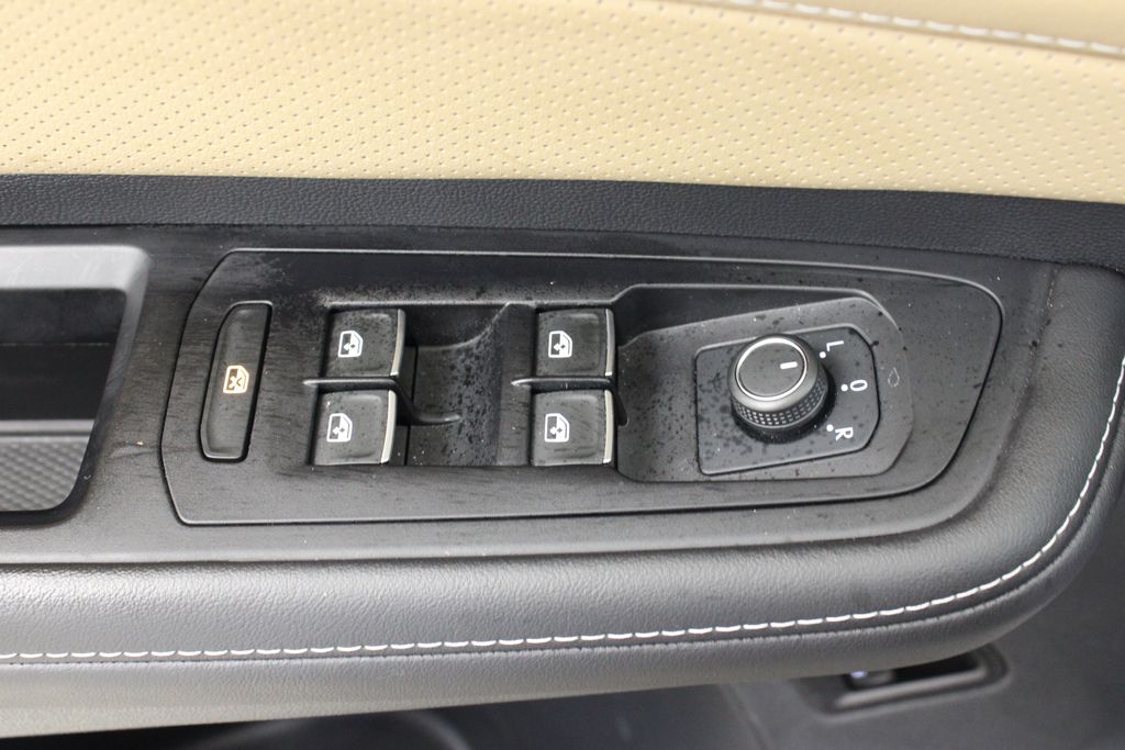 used 2024 Volkswagen Atlas Cross Sport car, priced at $32,499