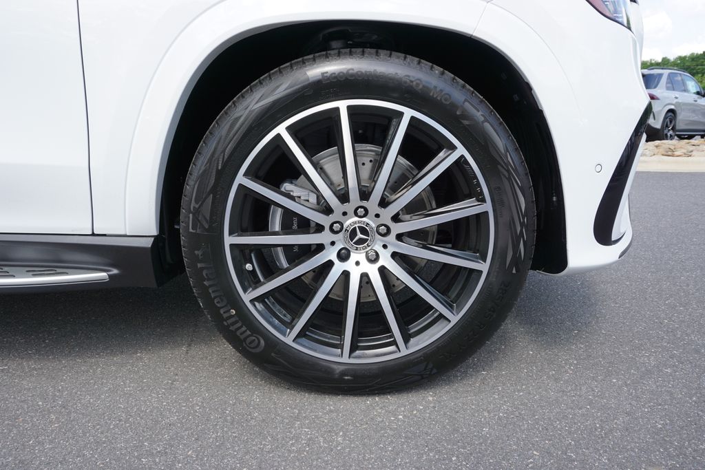 2025 Mercedes-Benz GLS 450 4MATIC 14