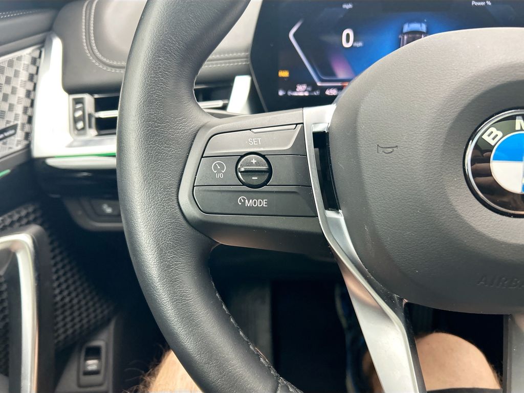 Thumbnail: 2025 BMW X1 - 11