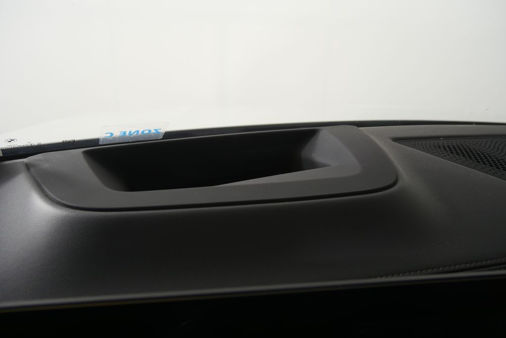 Thumbnail: 2024 BMW X7 - 20