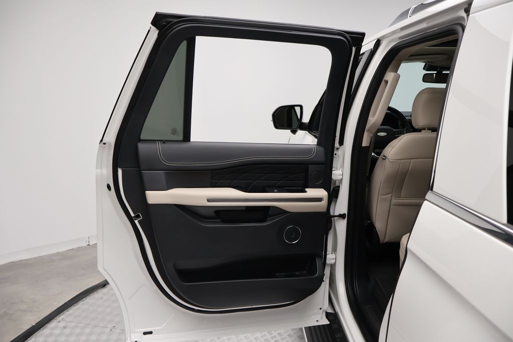 Thumbnail: 2023 Ford Expedition MAX - 21