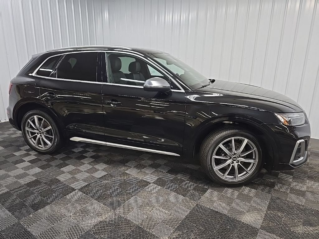 Black Metallic 2023 Audi SQ5 3.0T quattro Premium Plus AWD SUV / Crossover All-Wheel Drive 8-Speed Automatic