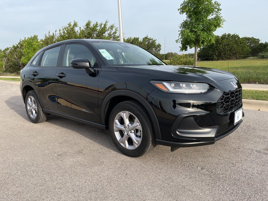 2025 Honda HR-V LX 2