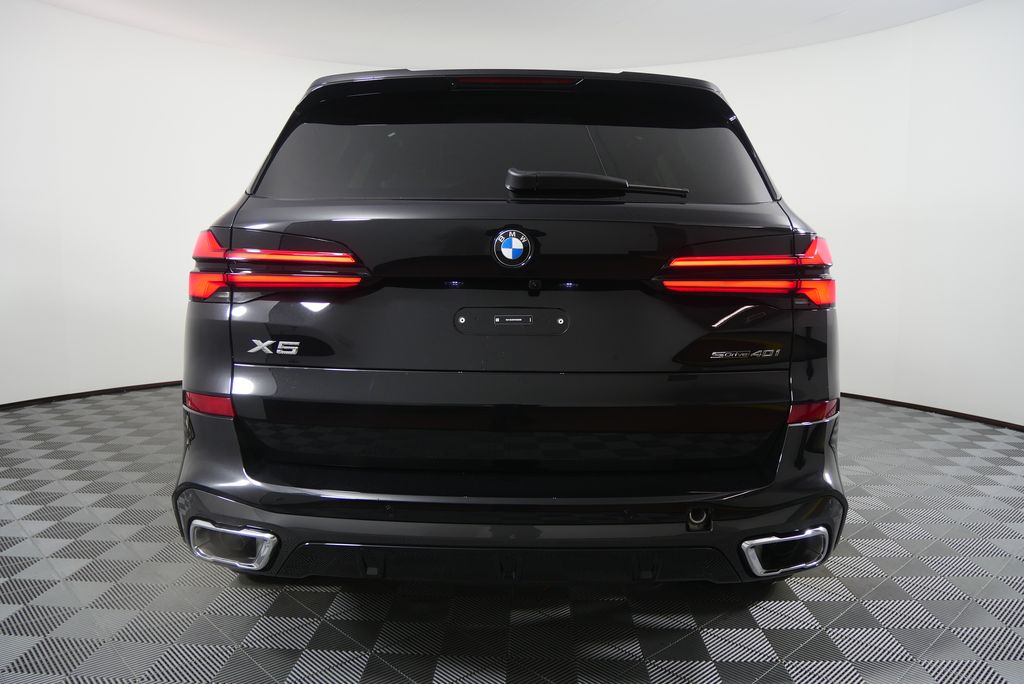 Thumbnail: 2026 BMW X5 - 4