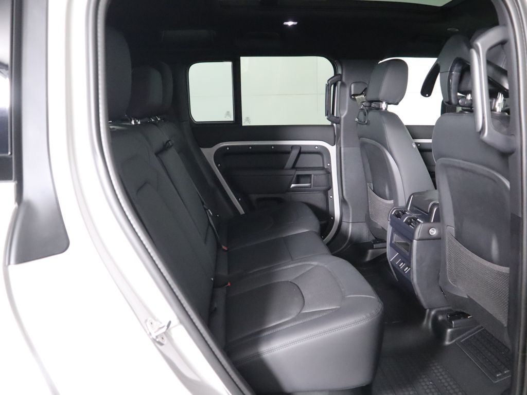 Thumbnail: 2026 Land Rover Defender - 24