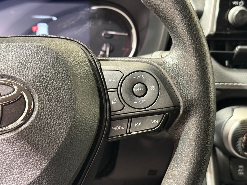 Thumbnail: 2024 Toyota RAV4 - 24