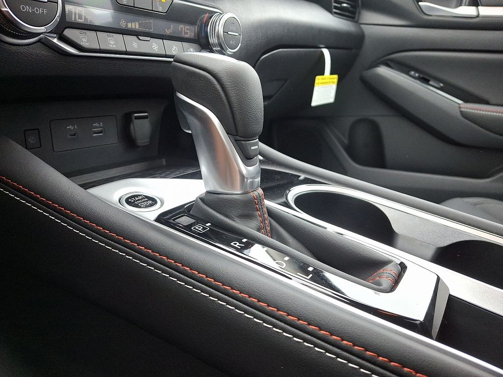 Thumbnail: 2025 Nissan Altima - 7