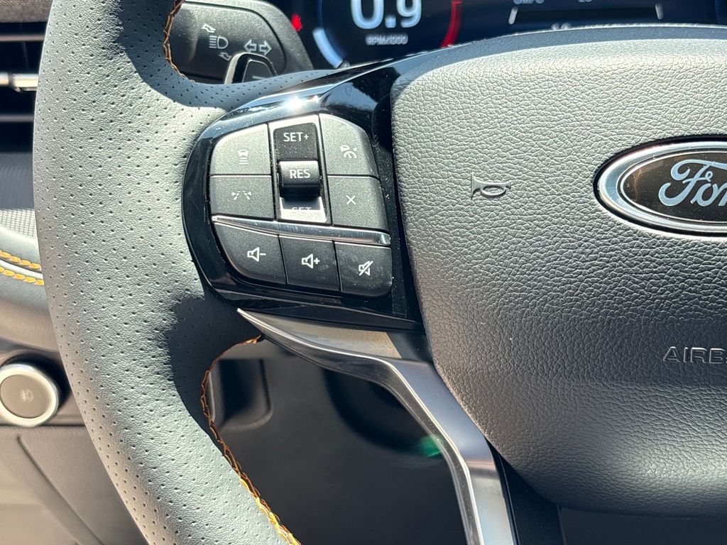 New 2026 White Ford Tremor image 18