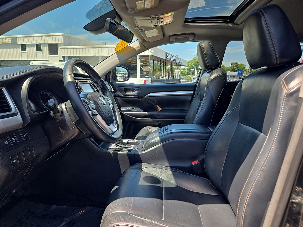2017 Toyota Highlander
